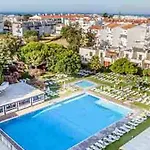 Hotel Sol &