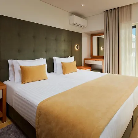 阿尔布费拉索尔酒店及spa中心 4*