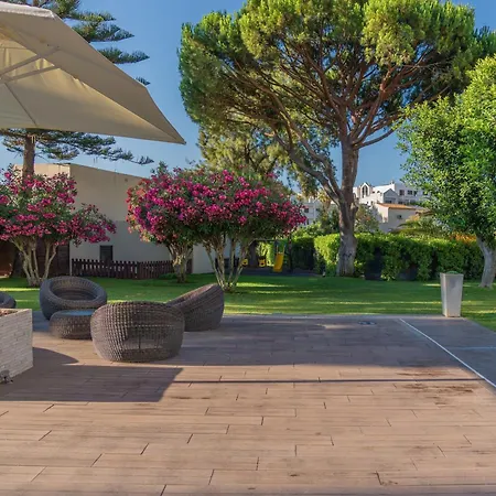 酒店 阿尔布费拉索尔酒店及spa中心 4*