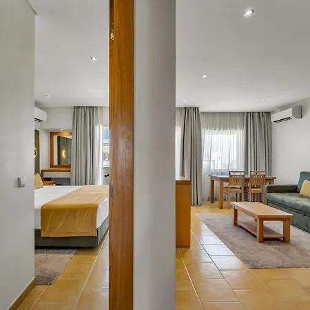 阿尔布费拉索尔酒店及spa中心 酒店 4*