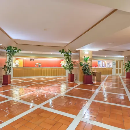 阿尔布费拉索尔酒店及spa中心 酒店 4*