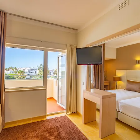 阿尔布费拉索尔酒店及spa中心 4*