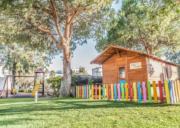 Sol & מלון אלבופיירה