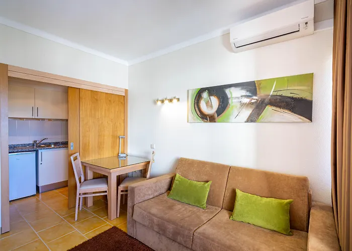 Sol & 4* אלבופיירה